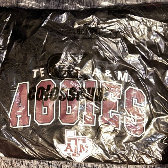 🏈🏟️ Texas A&M University Aggies Marquee Hoodie 🏟️🏀 - Picture 3 of 16